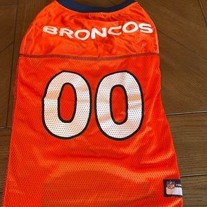 Broncos NFL dog jersey sz XL